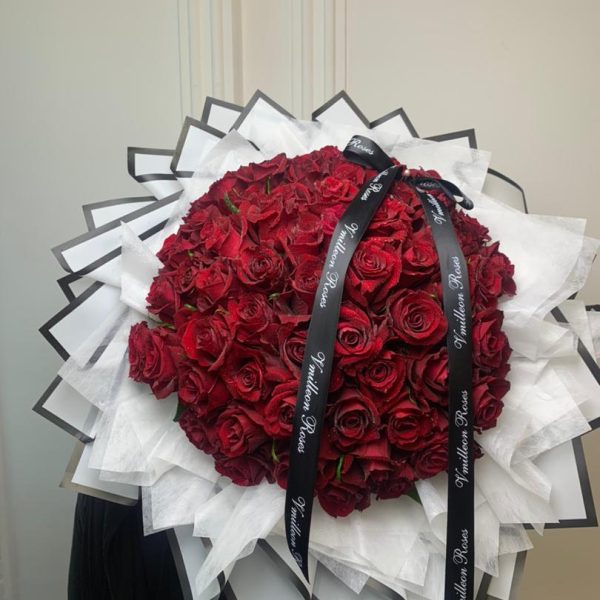 70 Roses Bouquet (Red)