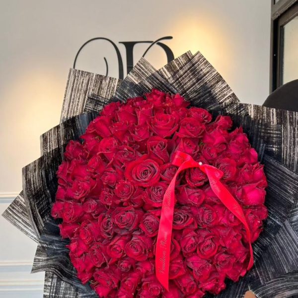 100 Rose Bouquet